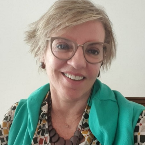 Profa. Dra. Raquel Silveira Bello Stucchi