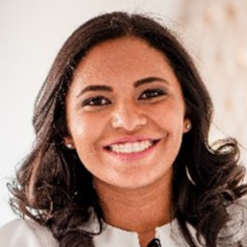 Prof.ª Dr.ª Laína Jennifer Carvalho Araújo